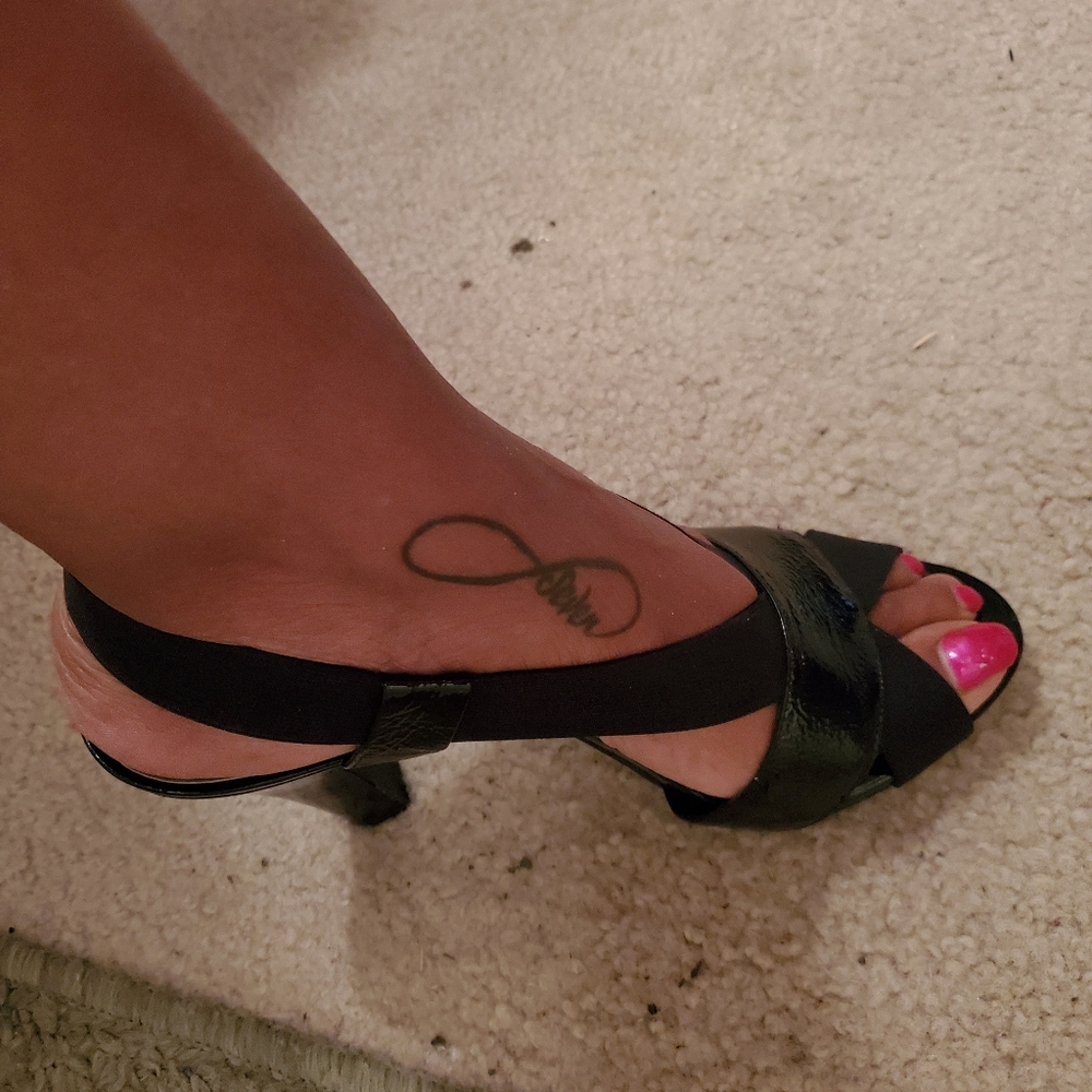Sling back leather and elastic heels